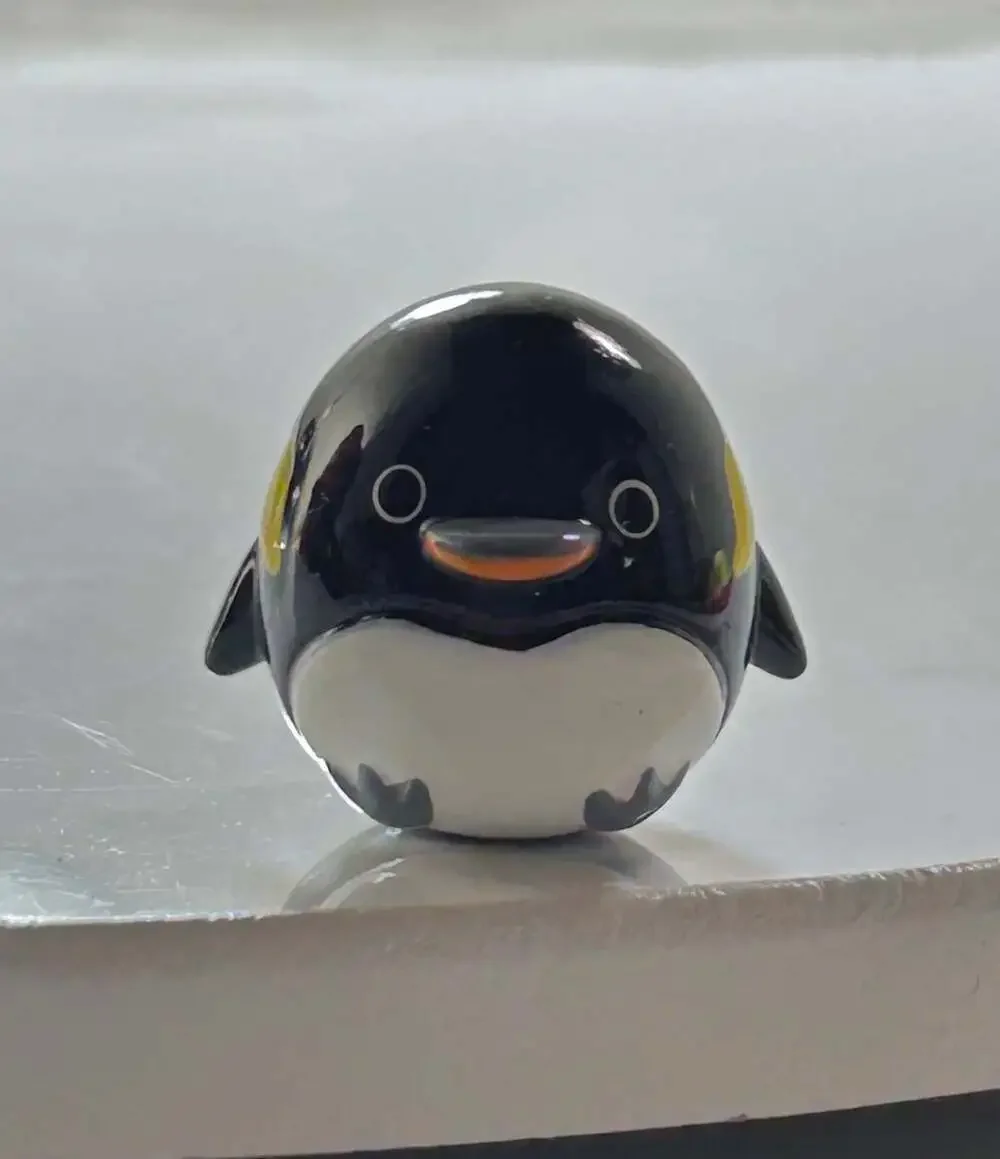 Kaiyukan Penguin tiny figure